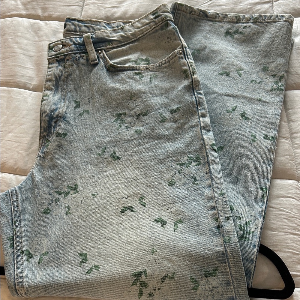 Wild Fable Women's High Rise Jeans with Green Pattern